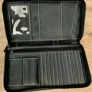 Roots Black Pebbled Leather Wallet with Contrast Stitching